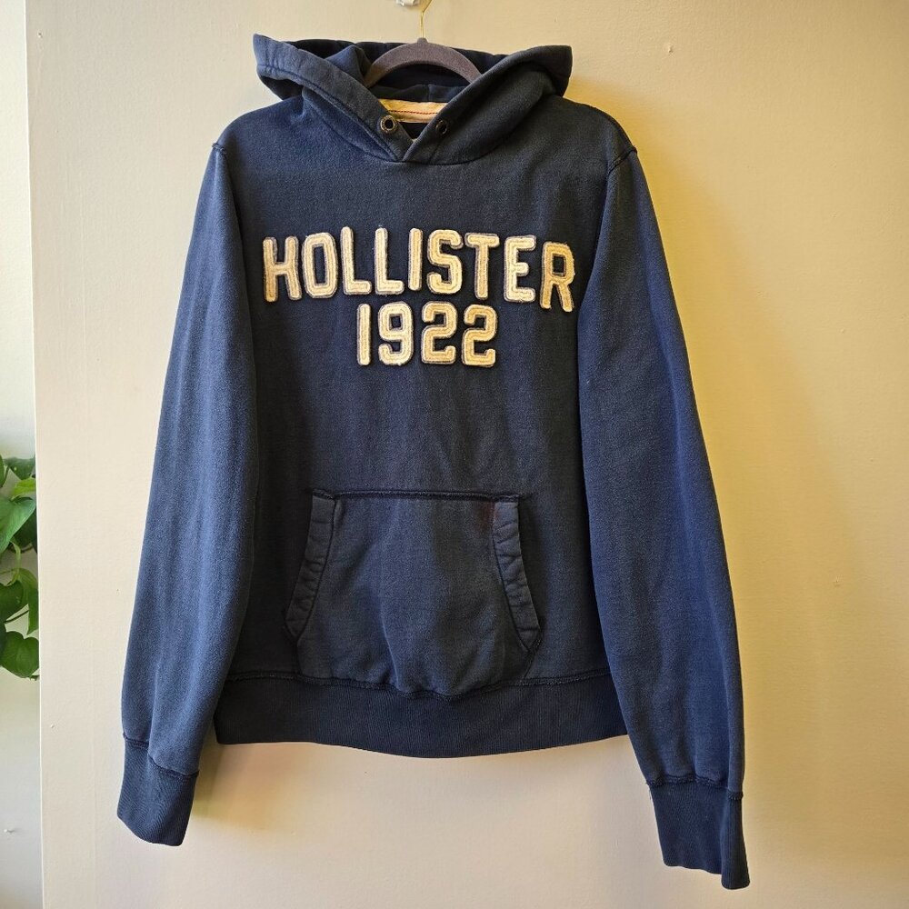 Vintage Y2K Hollister Spellout Chunky Logo Navy Blue Hoodie Sweatshirt Faded Dis